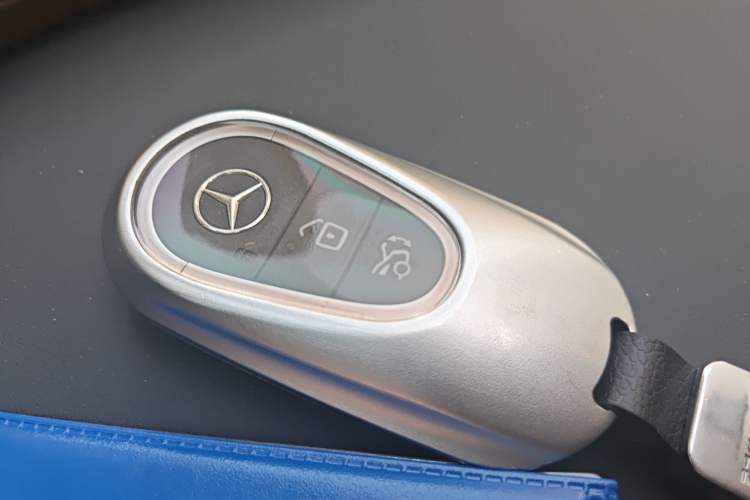 Used Mercedes-Benz E-Class 2025 Facelift E 300 L Luxury Edition
