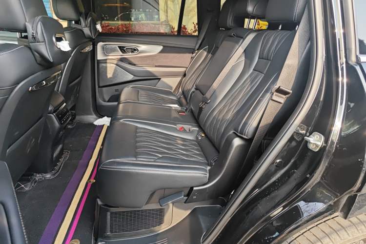 Used GAC Trumpchi GS8 2022 Double-Energy Series 2.0TM Four-Wheel Drive Premium Edition (7 Seats) Left Rear Seat