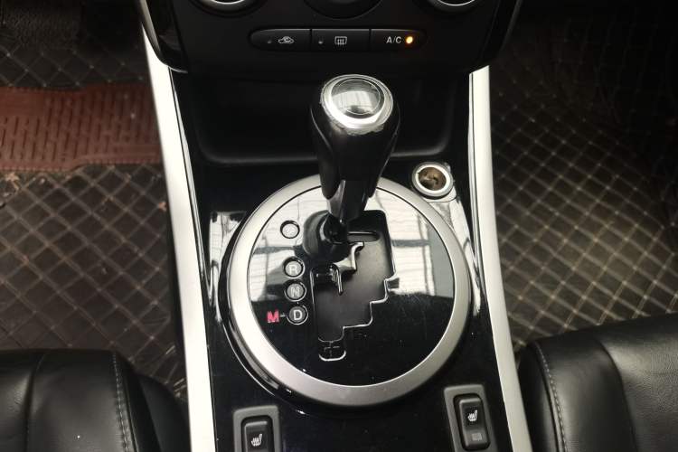 Used Mazda CX-7 2014 2.3T Smart All-Wheel Drive Supreme Edition Gear Lever