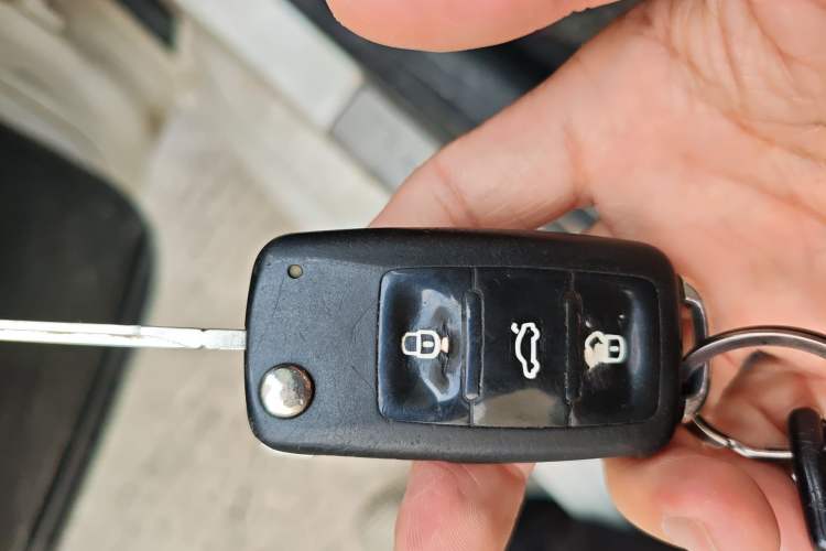 Used Volkswagen Polo 2016 1.4L Manual Fashion Model Vehicle Key