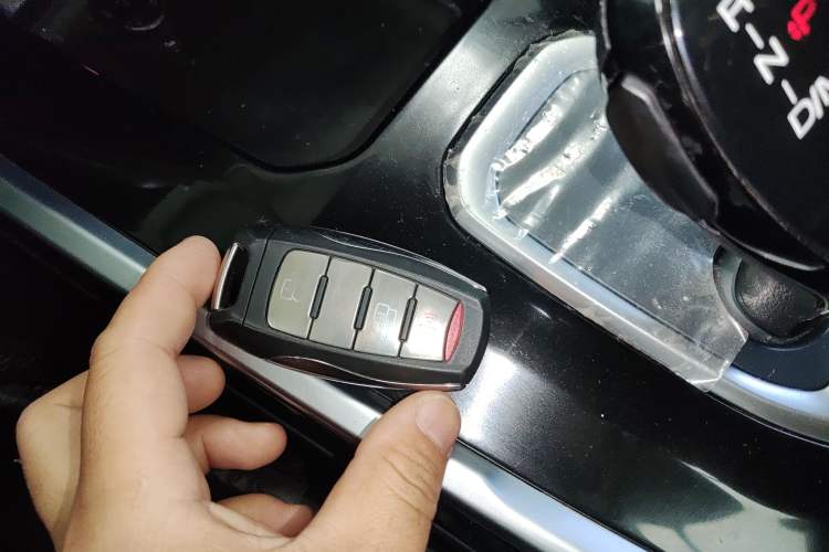 Used Haval H6 2020 2.0 GDIT Automatic GT Champion Edition Interior 1