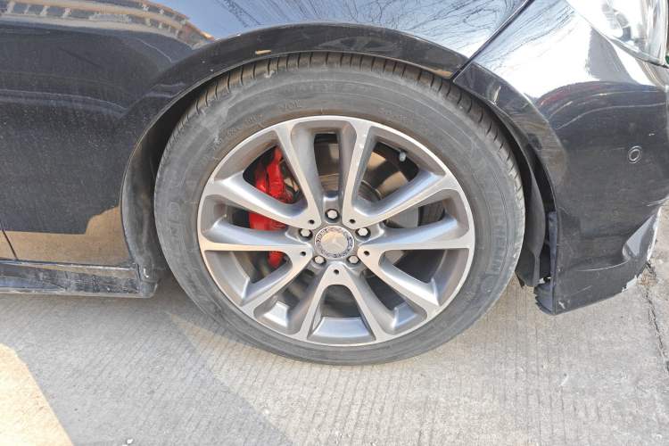 Used Mercedes-Benz E-Class 2015 E 260 L Sport Edition
