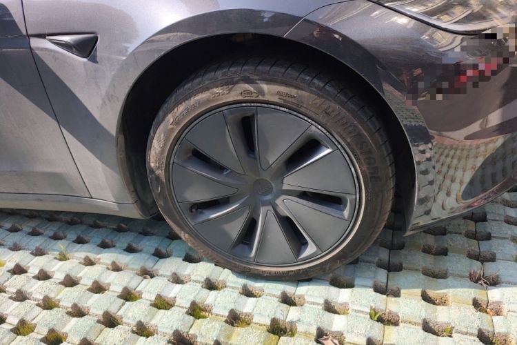 Used Tesla Model 3 2025 Model Revised Rear-Wheel-Drive Version
