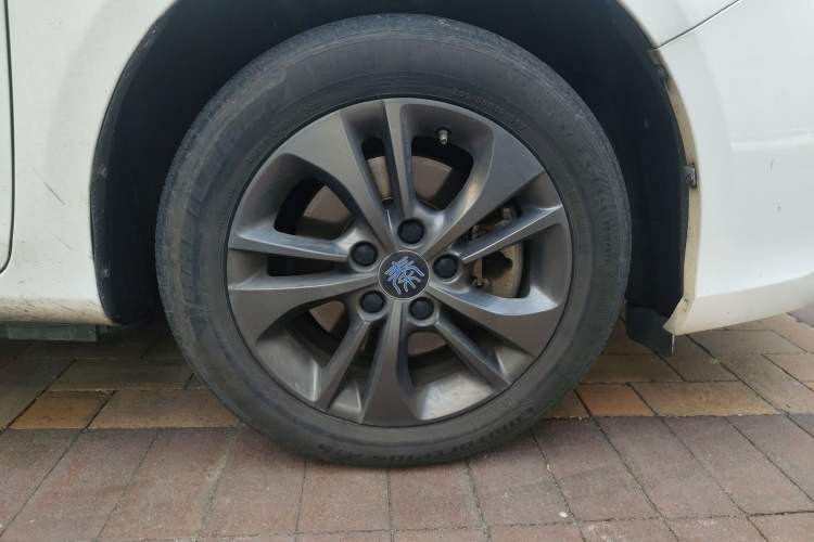 Used BYD Qin New Energy 2017 1.5T Luxury Model