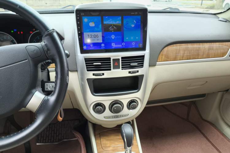 Used Buick Excelle 2015 1.5L Automatic Classic Model
