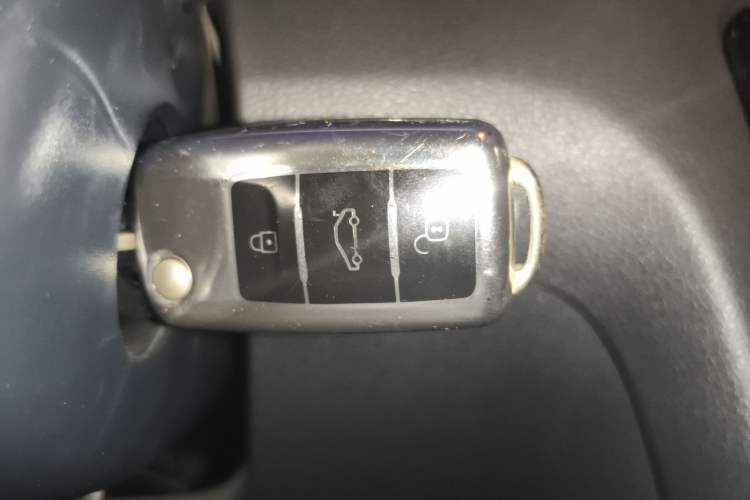 Used Volkswagen Bora 2015 Qihui Edition 1.6L Automatic Fashion Model