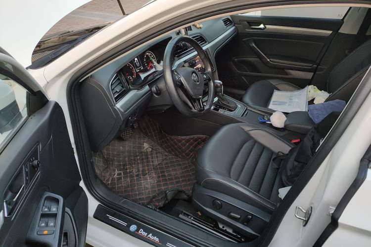 Used Volkswagen Lamando 2019 280TSI DSG Comfort Edition China VI standard
