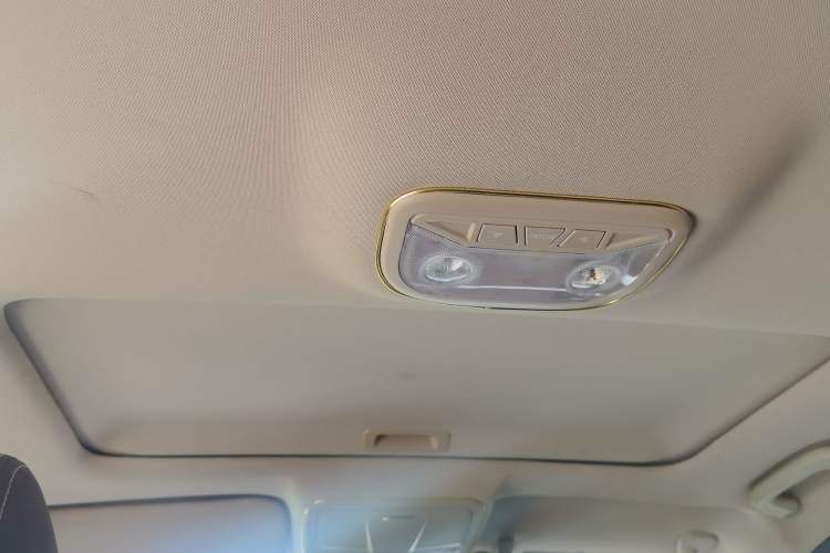 Used Geely Auto Emgrand 2017 Sedan Million Edition 1.5L Manual - Upward Version