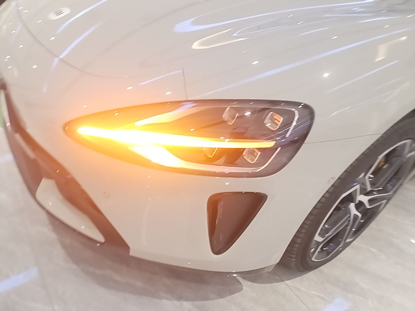 Xiaomi Auto SU7 2026 Model Pro — снимка 8