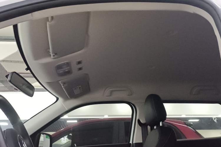 Used ORA White Cat 2022 Xiao Yean Cat Edition 360km Deluxe Model Ternary Lithium
