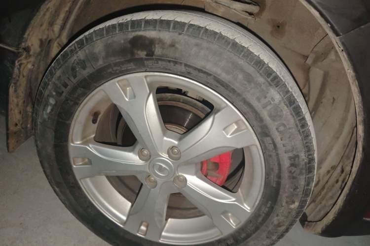 Used Great Wall M4 2012 1.5L Manual Luxury Version Right Front Wheel Hub