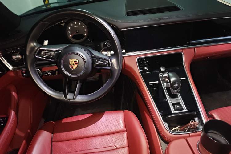 Used Porsche Panamera 2022 Panamera 2.9T Platinum Edition
