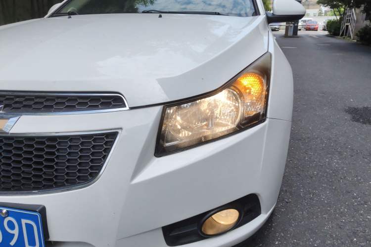 Used Chevrolet Cruze 2013 Hatchback 1.6L Automatic Luxury Model