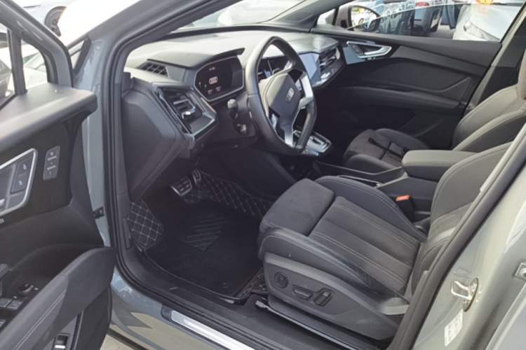 Used Audi Q4 e-tron 2023 40 e-tron Boundary Edition