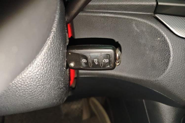 Used Volkswagen Sharan 2013 1.8TSI Standard Model Euro IV
