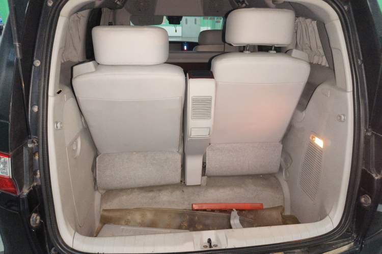 Used Luxgen MASTER CEO 2013 2.2T Executive Edition
