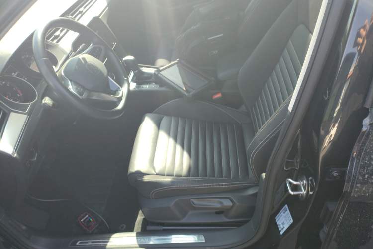 Used Volkswagen Magotan 2020 280TSI DSG Comfort Edition Left Front Seat