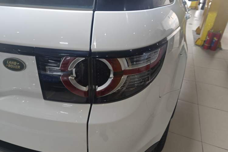 Used Land Rover Discovery Sport 2018 240 PS SE Version
