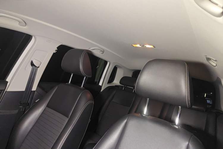 Used Volkswagen Tiguan 2016 280TSI Automatic Two-Wheel-Drive Silk Road Style Edition Headliner