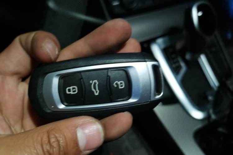 Used Geely Auto Emgrand GS 2017 Sport Edition 1.3T Automatic Smart Connectivity Model