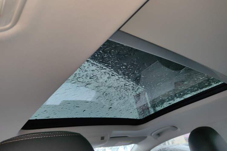 Used Volkswagen Tharu 2020 280TSI Two-Wheel Drive Luxury Edition China VI Standard