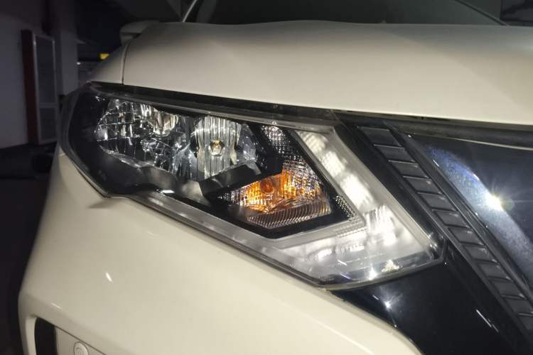 Used Nissan X-Trail 2017 2.0L CVT Comfort Edition 2WD
