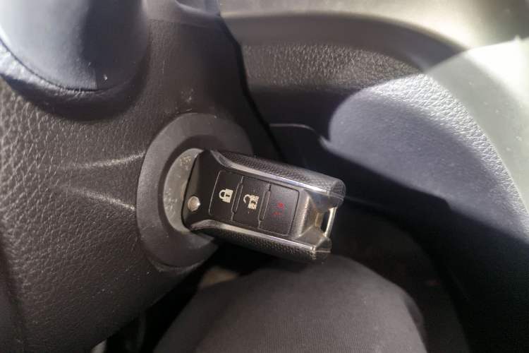 Used Venucia T70X 2015 2.0L CVT SmartFun Sport Edition