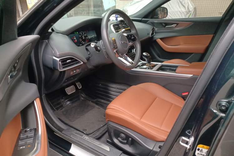 Used Jaguar XEL 2022 2.0T 250 PS R-DYNAMIC S Advanced Sport Edition Driver Seat