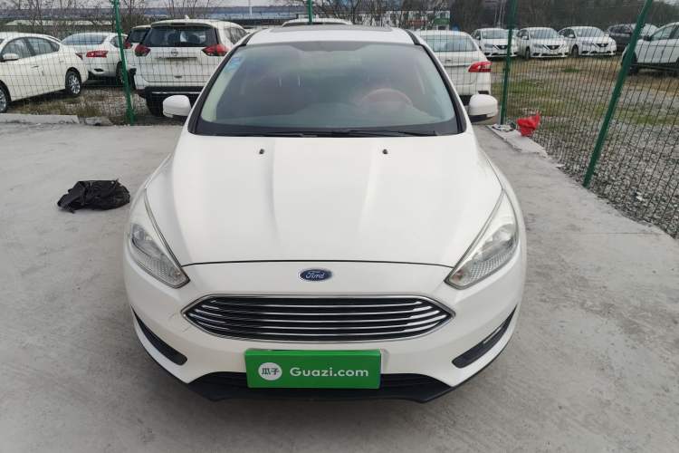 Used Ford Focus 2018 Sedan Classic 1.6L Automatic Trendy SmartDrive Edition