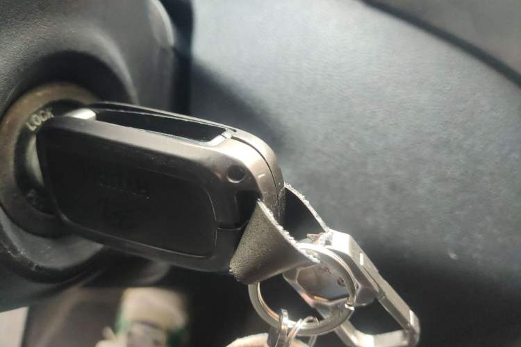 Used Hyundai Elantra (5th Generation / Langdong) 2012 1.6L Automatic Fashion Edition Vehicle Key