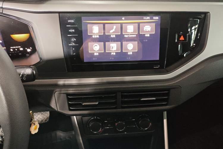 Used Volkswagen Polo 2023 Revised Plus 1.5L Automatic Panoramic Enjoyment Edition Audio And AC Panel