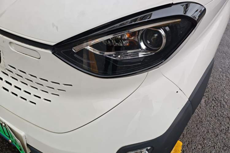 Used Baojun E100 2019 250KM Smart Drive Edition Left Front Headlight