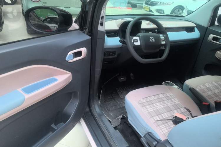 Used Chery QQ Ice Cream 2024 170km Sundae Driver Seat
