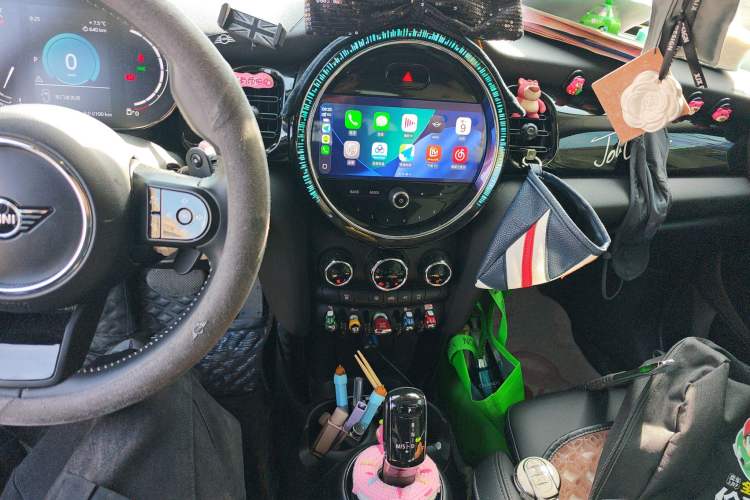 Used MINI MINI 2022 Updated 2.0T COOPER S Classic Edition Five-Door Version