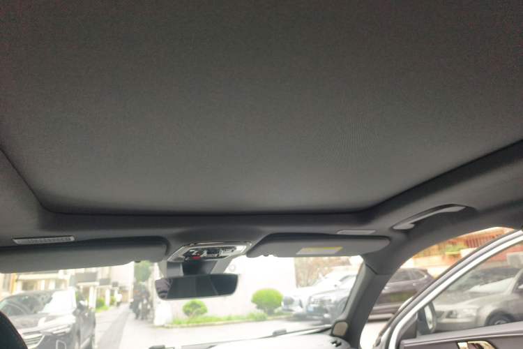 Used Lynk & Co 01 EM-P 2021 1.5TD PHEV Halo Headliner