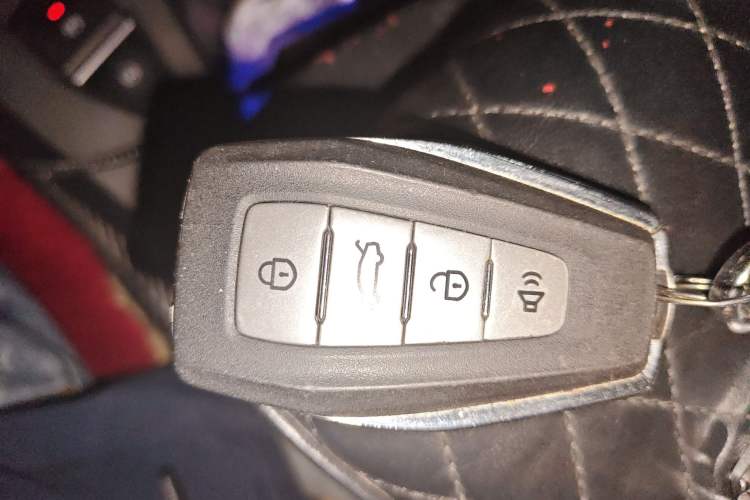 Used Geometry C 2022 Blueberry C400