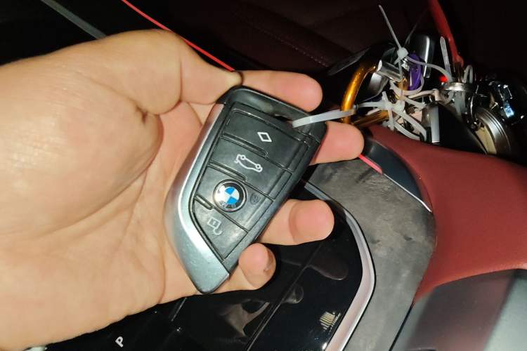 Used BMW X5 2023 xDrive 30Li Luxury M Sport Package Vehicle Key