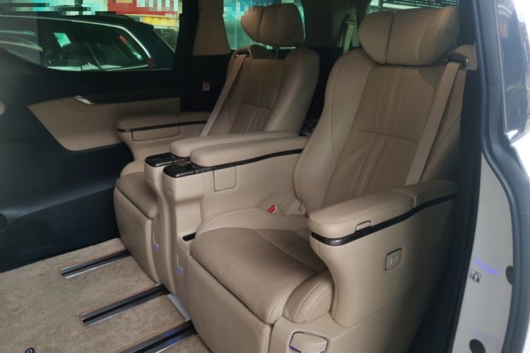 Used Toyota Alphard 2021 Dual-Engine 2.5L Prestige Edition
