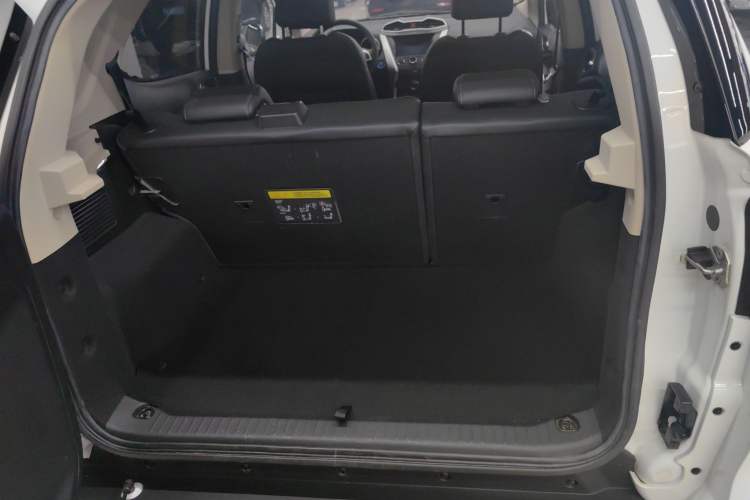 Used BYD Yuan New Energy 2018 EV360 Smart Connected Cool Model