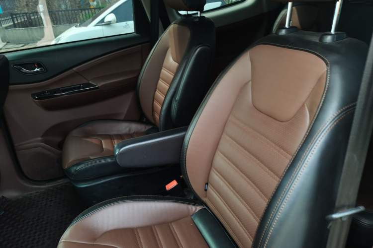 Used FORTHING SX6 2016 1.6L CVT Deluxe Model Left Rear Seat