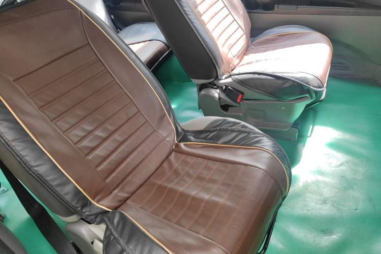 Used FORTHING Lingzhi 2014 M3 1.6L 7-Seater Comfort Model