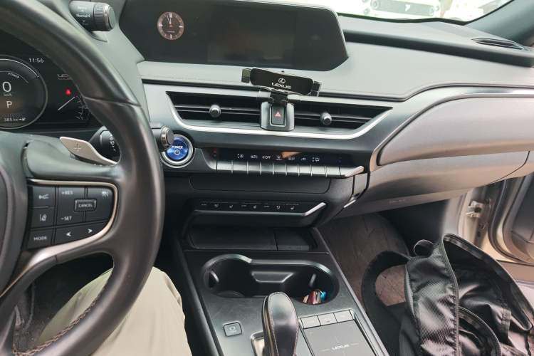 Used Lexus UX New Energy 2020 300e Pure·Joy Edition
