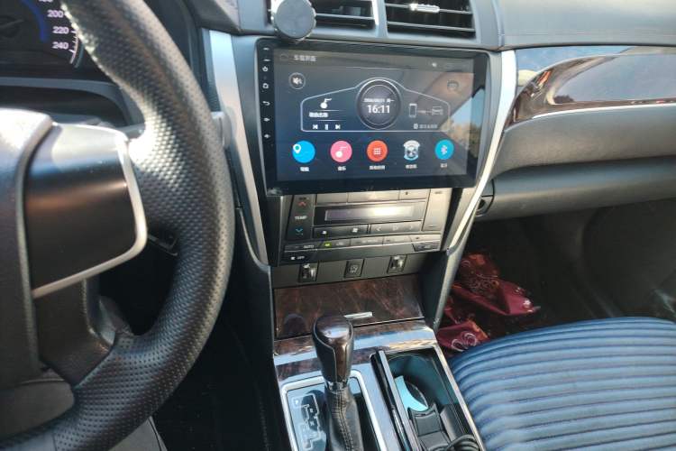 Used Toyota Camry 2016 2.0G 10th Anniversary Leading Edition
