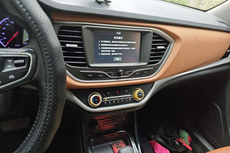 Used Land X2 2017 1.6L Automatic Sharp Edition
