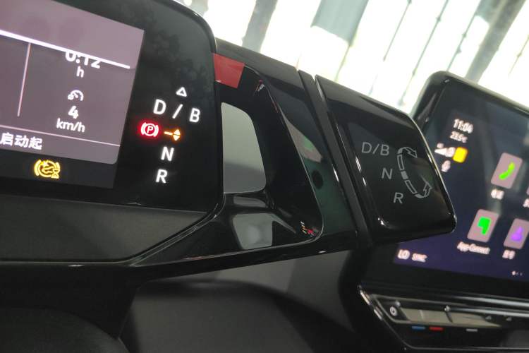 Used Volkswagen ID.3 2024 Outstanding Edition Gear Lever