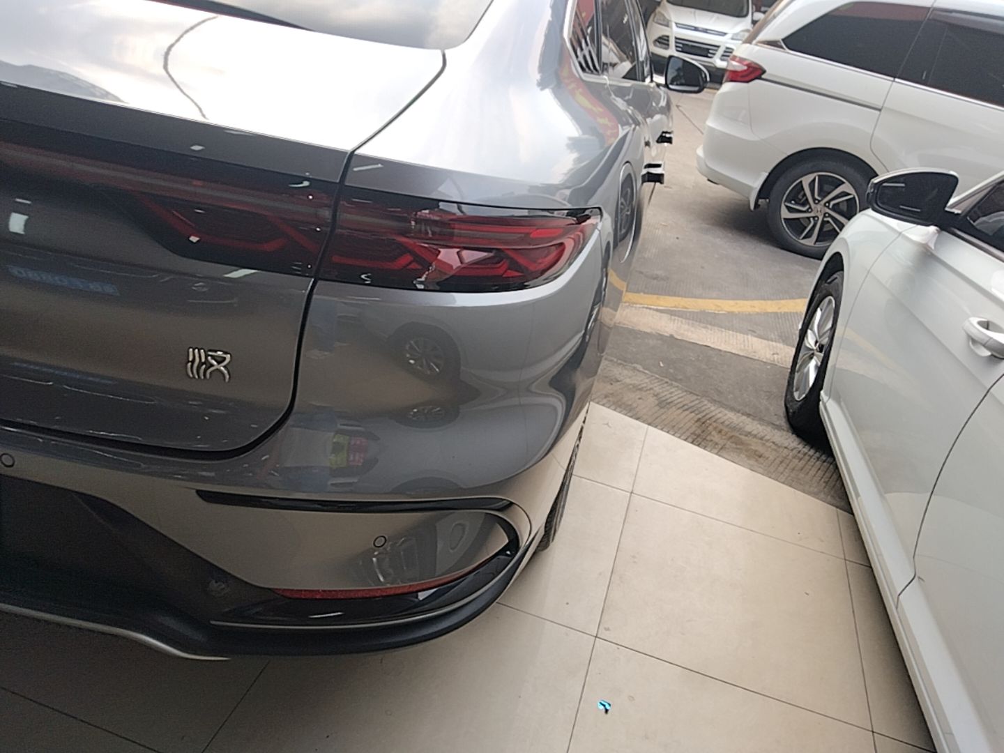 BYD Han 2023 DM-i Champion Edition 121KM Prestige Model - Prestige — снимка 9