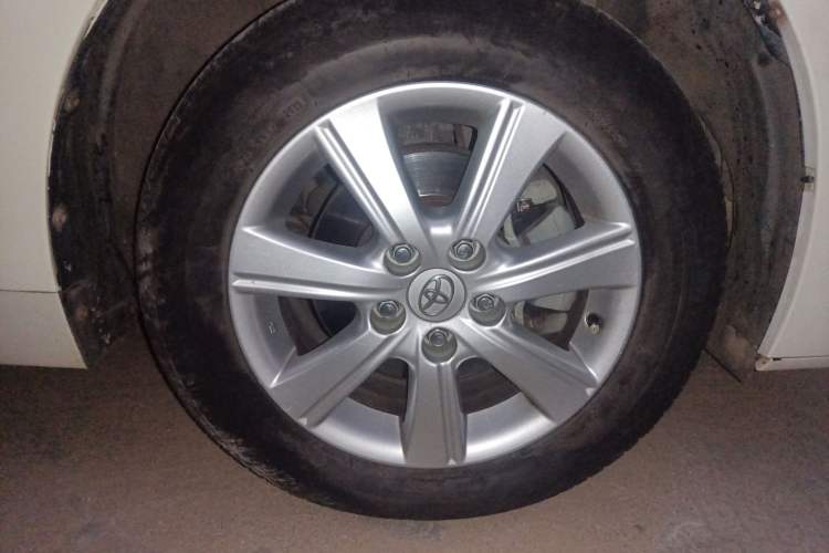 Used Toyota Verso 2014 Starlight 180E CVT Elite Multi-Function Edition