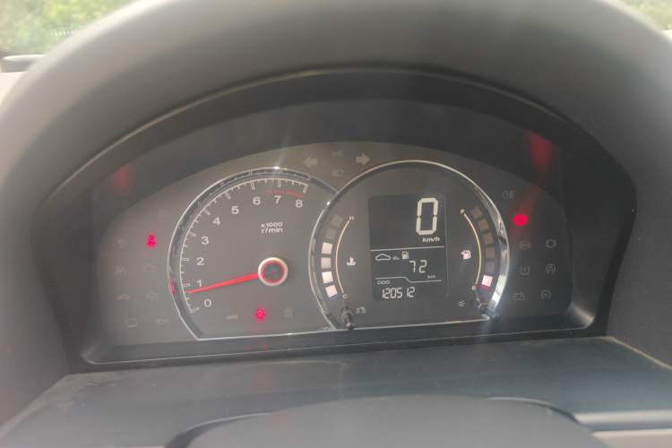 Used Roewe 350 2013 350S 1.5L Manual Xunchi Edition
