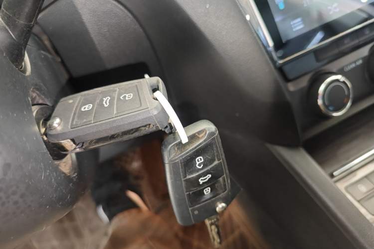 Used Skoda Octavia 2016 1.6L Automatic Smart Drive Edition Interior 1