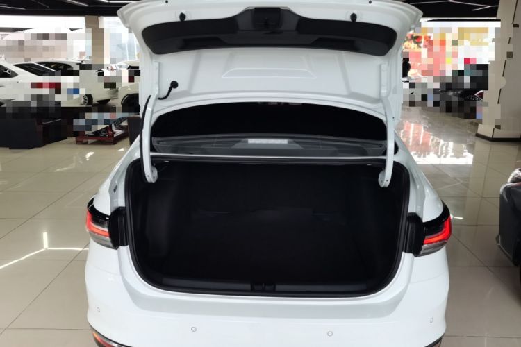 Used Volkswagen Lavida 2025 New Sharp 1.5L Outstanding New Vision Edition
